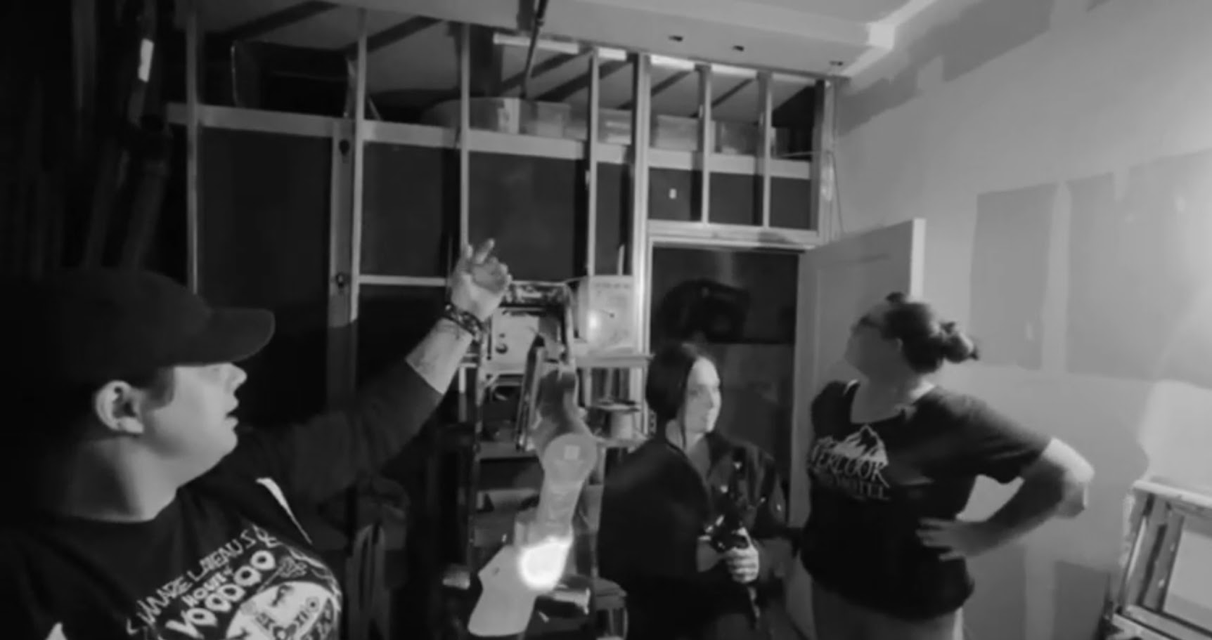Cryptids, Entities, EVP, Folklore, Ghosts, Haunted, Haunted locations, hunting, Mediums Ghost, Mysteries Supernatural Investigations Paranormal, Occult, Poltergeist, Psychic, s Urban legends, Séance, Spirits, Unexplained