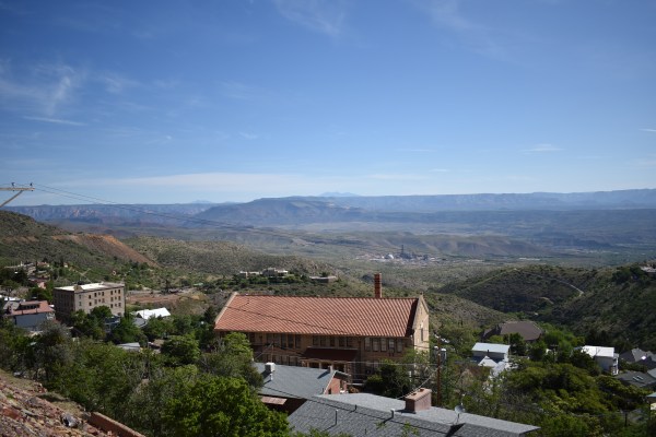 Cryptids, Entities, EVP, Folklore, Ghosts, Haunted, Haunted locations, hunting, Mediums Ghost, Mysteries Supernatural Investigations Paranormal, Occult, Poltergeist, Psychic, s Urban legends, Séance, Spirits, Unexplained