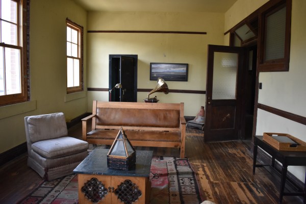 Cryptids, Entities, EVP, Folklore, Ghosts, Haunted, Haunted locations, hunting, Mediums Ghost, Mysteries Supernatural Investigations Paranormal, Occult, Poltergeist, Psychic, s Urban legends, Séance, Spirits, Unexplained