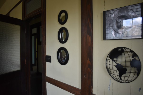 Cryptids, Entities, EVP, Folklore, Ghosts, Haunted, Haunted locations, hunting, Mediums Ghost, Mysteries Supernatural Investigations Paranormal, Occult, Poltergeist, Psychic, s Urban legends, Séance, Spirits, Unexplained