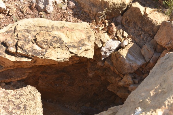 Cryptids, Entities, EVP, Folklore, Ghosts, Haunted, Haunted locations, hunting, Mediums Ghost, Mysteries Supernatural Investigations Paranormal, Occult, Poltergeist, Psychic, s Urban legends, Séance, Spirits, Unexplained