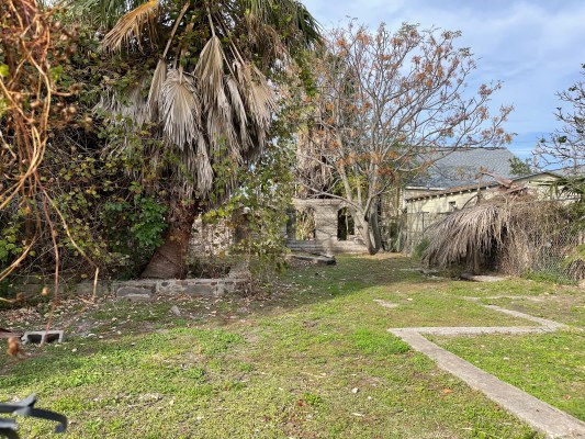 Cryptids, Entities, EVP, Folklore, Ghosts, Haunted, Haunted locations, hunting, Mediums Ghost, Mysteries Supernatural Investigations Paranormal, Occult, Poltergeist, Psychic, s Urban legends, Séance, Spirits, Unexplained