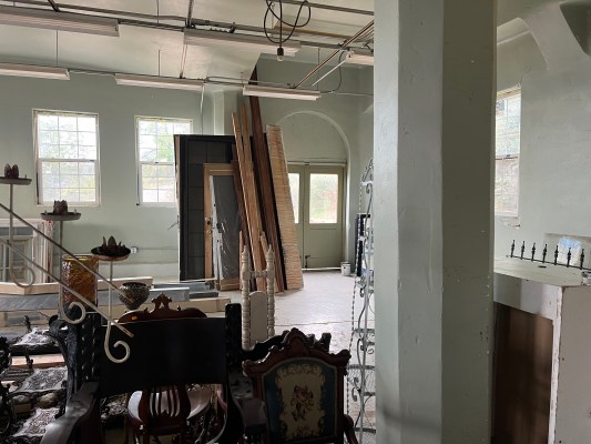 Cryptids, Entities, EVP, Folklore, Ghosts, Haunted, Haunted locations, hunting, Mediums Ghost, Mysteries Supernatural Investigations Paranormal, Occult, Poltergeist, Psychic, s Urban legends, Séance, Spirits, Unexplained