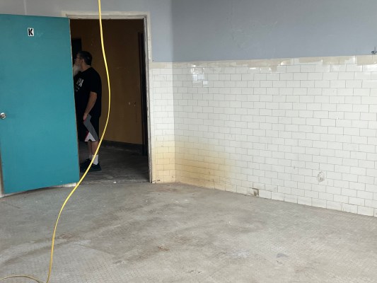 Cryptids, Entities, EVP, Folklore, Ghosts, Haunted, Haunted locations, hunting, Mediums Ghost, Mysteries Supernatural Investigations Paranormal, Occult, Poltergeist, Psychic, s Urban legends, Séance, Spirits, Unexplained