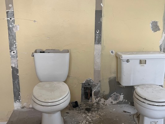 Cryptids, Entities, EVP, Folklore, Ghosts, Haunted, Haunted locations, hunting, Mediums Ghost, Mysteries Supernatural Investigations Paranormal, Occult, Poltergeist, Psychic, s Urban legends, Séance, Spirits, Unexplained