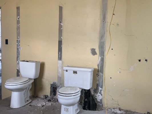 Cryptids, Entities, EVP, Folklore, Ghosts, Haunted, Haunted locations, hunting, Mediums Ghost, Mysteries Supernatural Investigations Paranormal, Occult, Poltergeist, Psychic, s Urban legends, Séance, Spirits, Unexplained