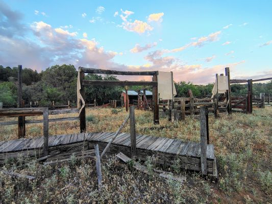 Cryptids, Entities, EVP, Folklore, Ghosts, Haunted, Haunted locations, hunting, Mediums Ghost, Mysteries Supernatural Investigations Paranormal, Occult, Poltergeist, Psychic, s Urban legends, Séance, Spirits, Unexplained